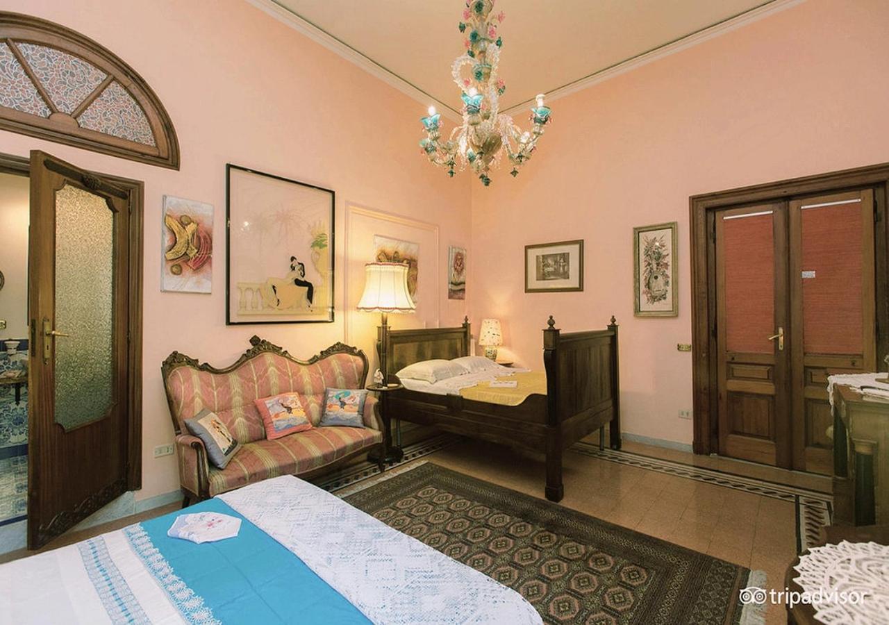 B&B Atmosfere Del Centro Storico Nápoles Exterior foto